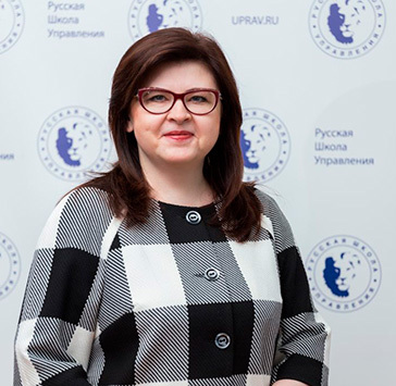 Лариса Плотницкая